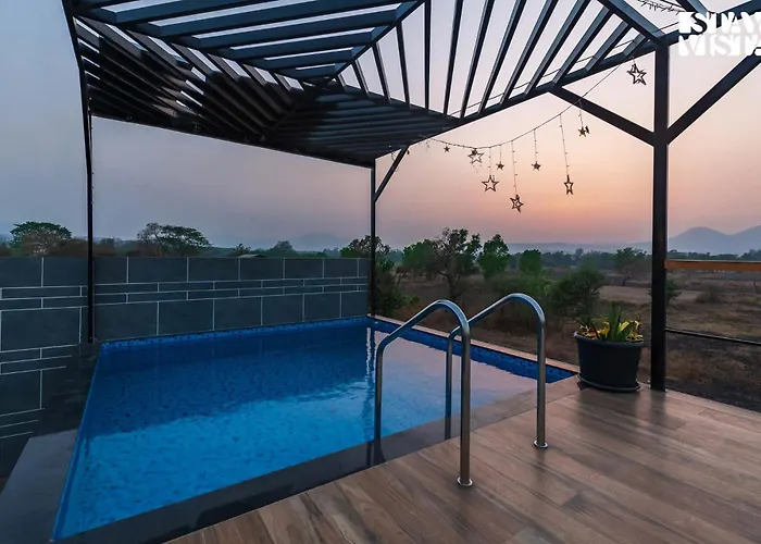 Stayvista'S One Villa - Pet-Friendly Charm With Farm Views, Modern Decor & A Refreshing Plunge Pool Karjat